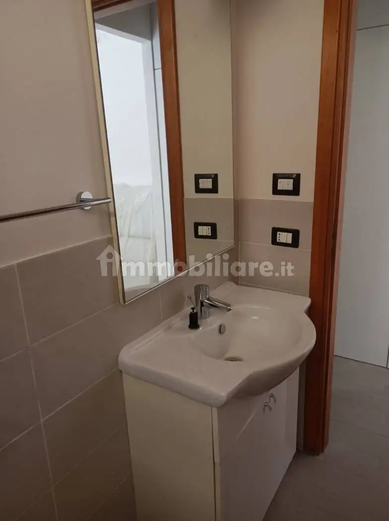 Palazzo - Edificio in Affitto - foto 5