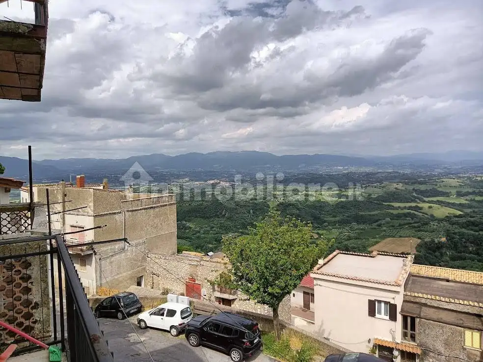 Appartamento in vendita a Sant'Oreste