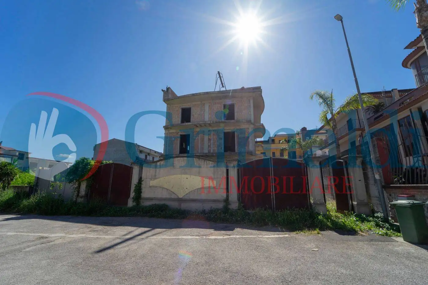 Palazzo - Edificio in vendita a Casoria