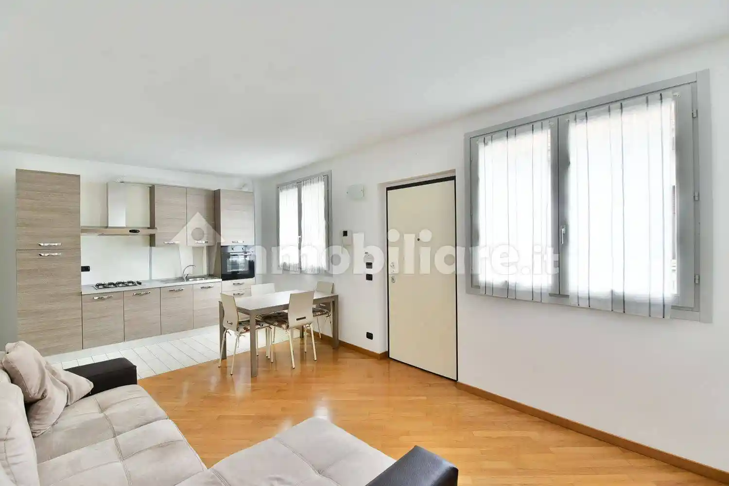 Appartamento in vendita a Seregno