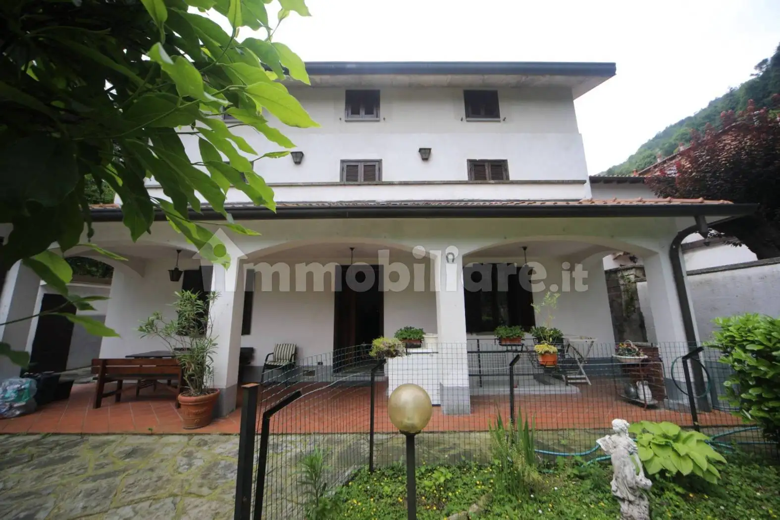 Villa in vendita a Asso
