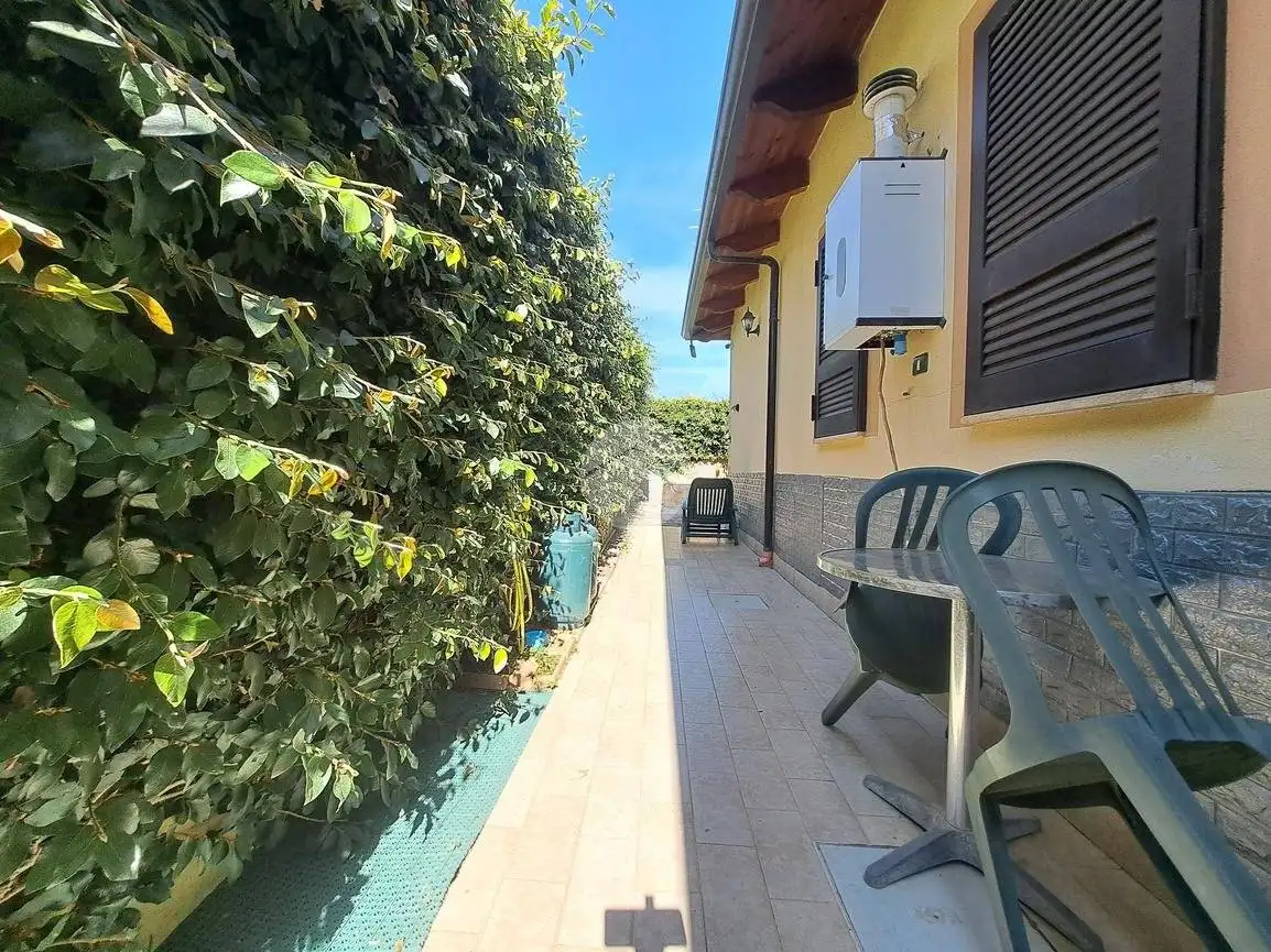 Villa in vendita a Giugliano in Campania