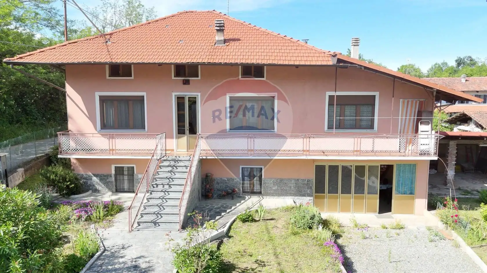 Villa in vendita a Zubiena