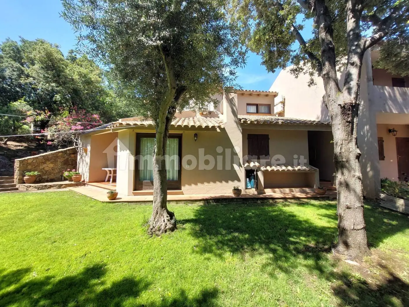 Villa bifamiliare 150 m², Setti Ballas, Domus De Maria - foto 3