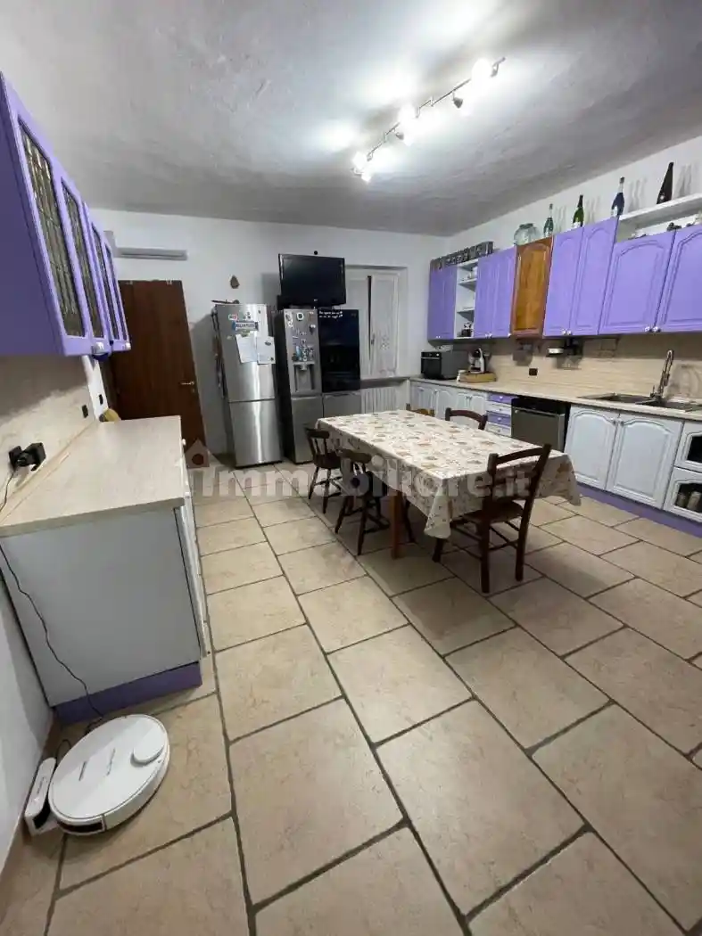 Villa in vendita a Caresana