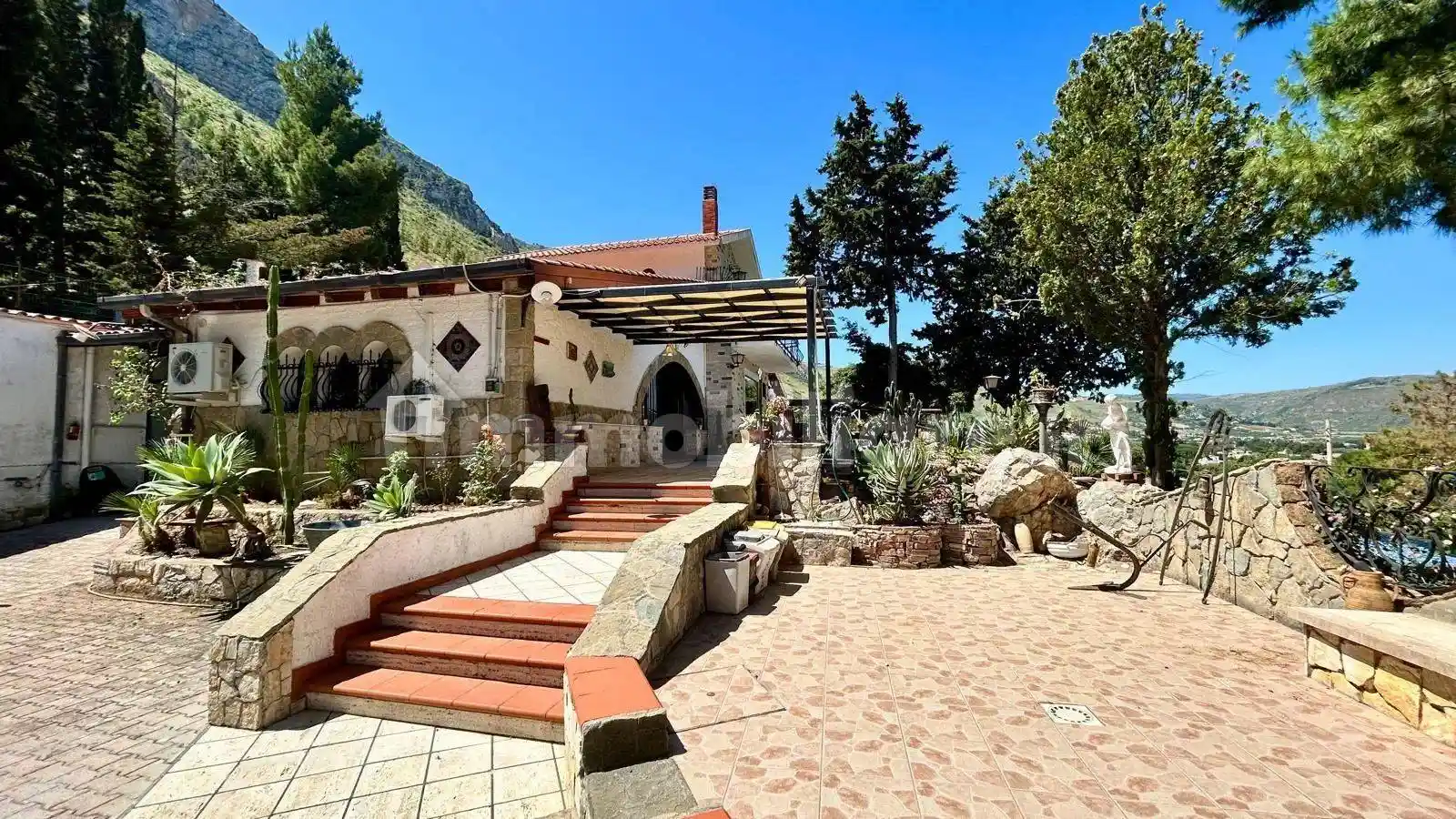 Villa in vendita a Castellammare del Golfo