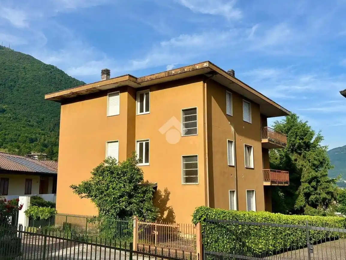 Casa indipendente in vendita a Albino