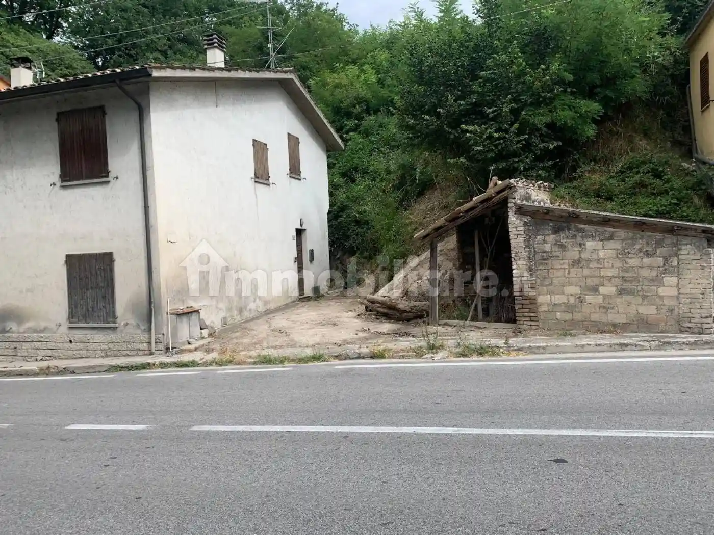 Palazzo - Edificio in vendita a Urbino