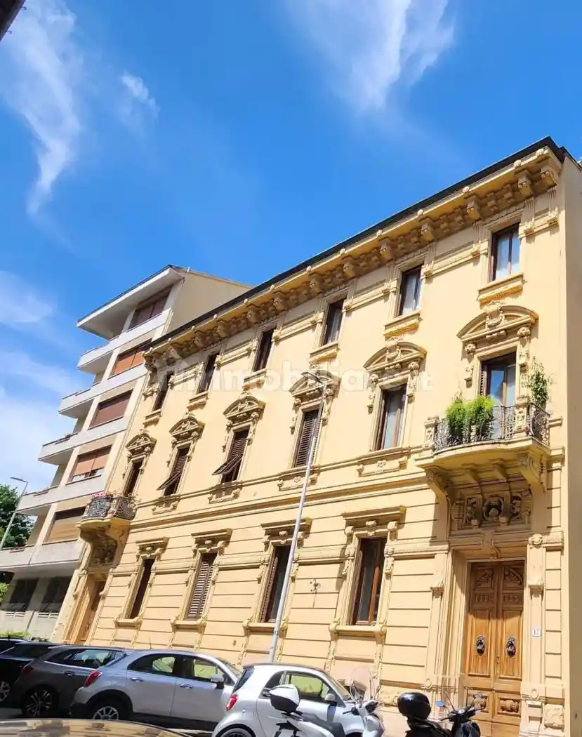 Appartamento in vendita a Firenze