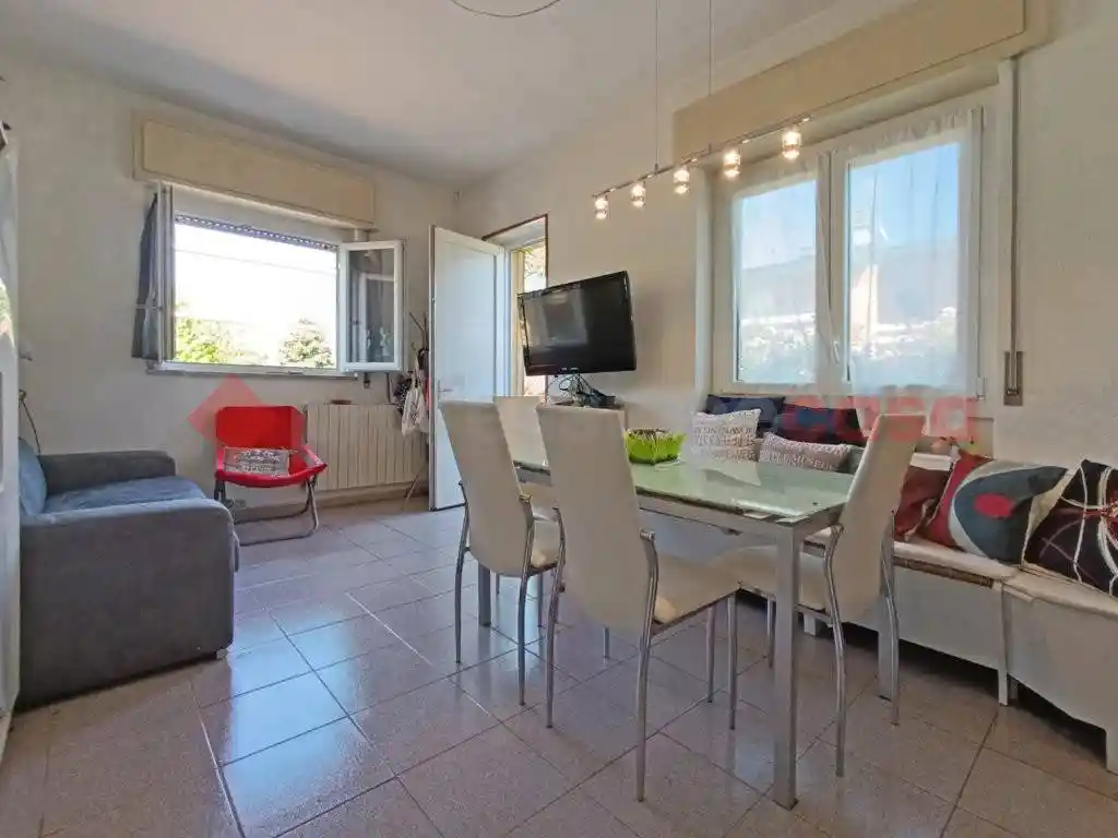 Villetta a schiera in vendita a Castelletto Sopra Ticino