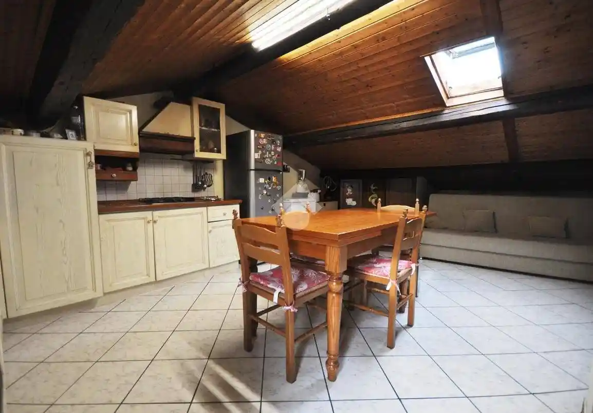 Appartamento in vendita a Prato