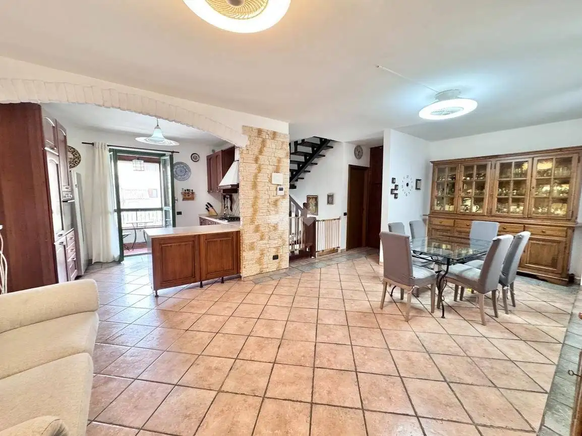 Villa a schiera via E. Berlinguer 11, Casarile - foto 5