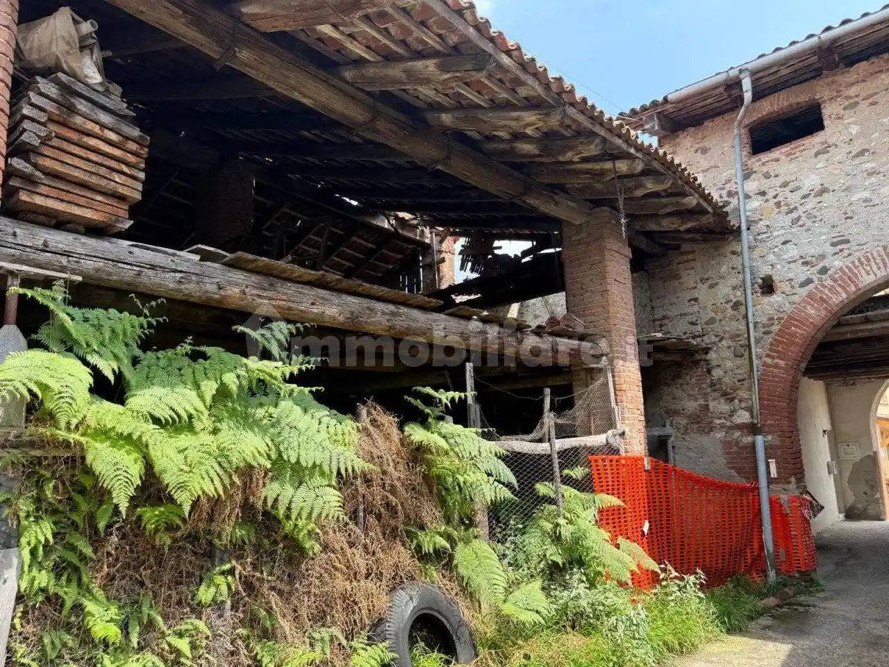 Rustico - Casale in vendita a Schio