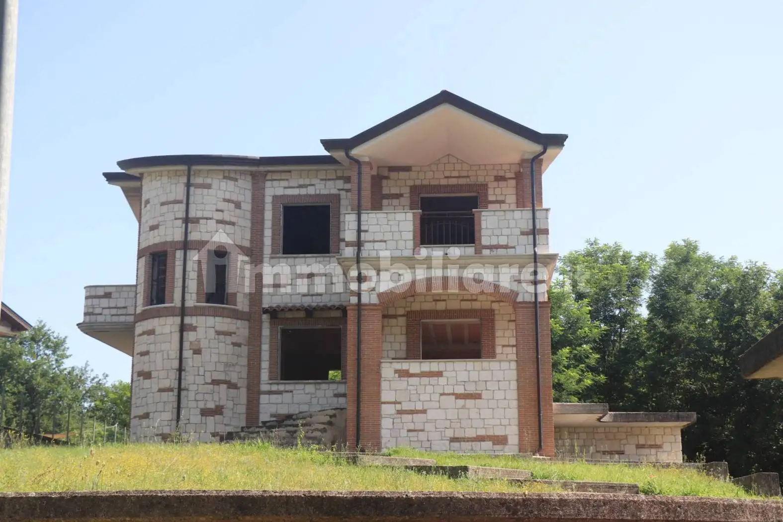 Villa in vendita a Limatola