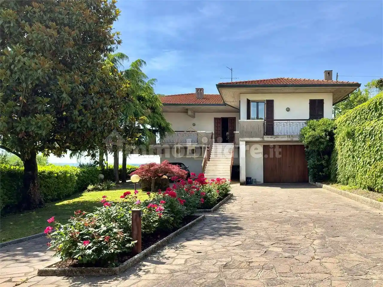 Villa in vendita a Desenzano del Garda