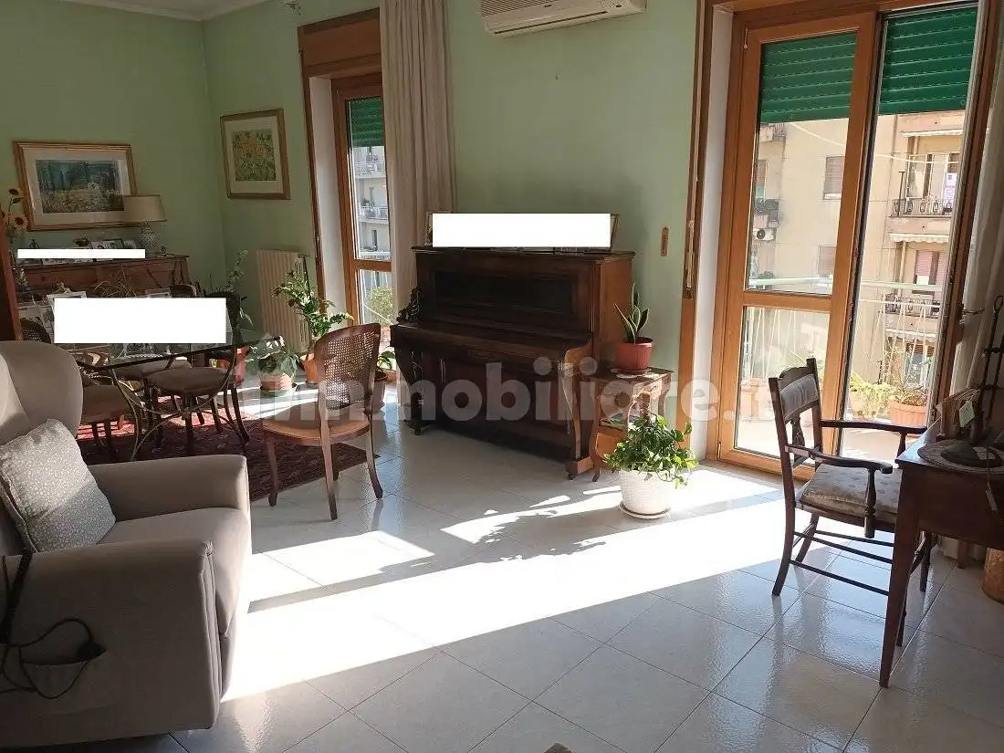 Appartamento in vendita a Salerno