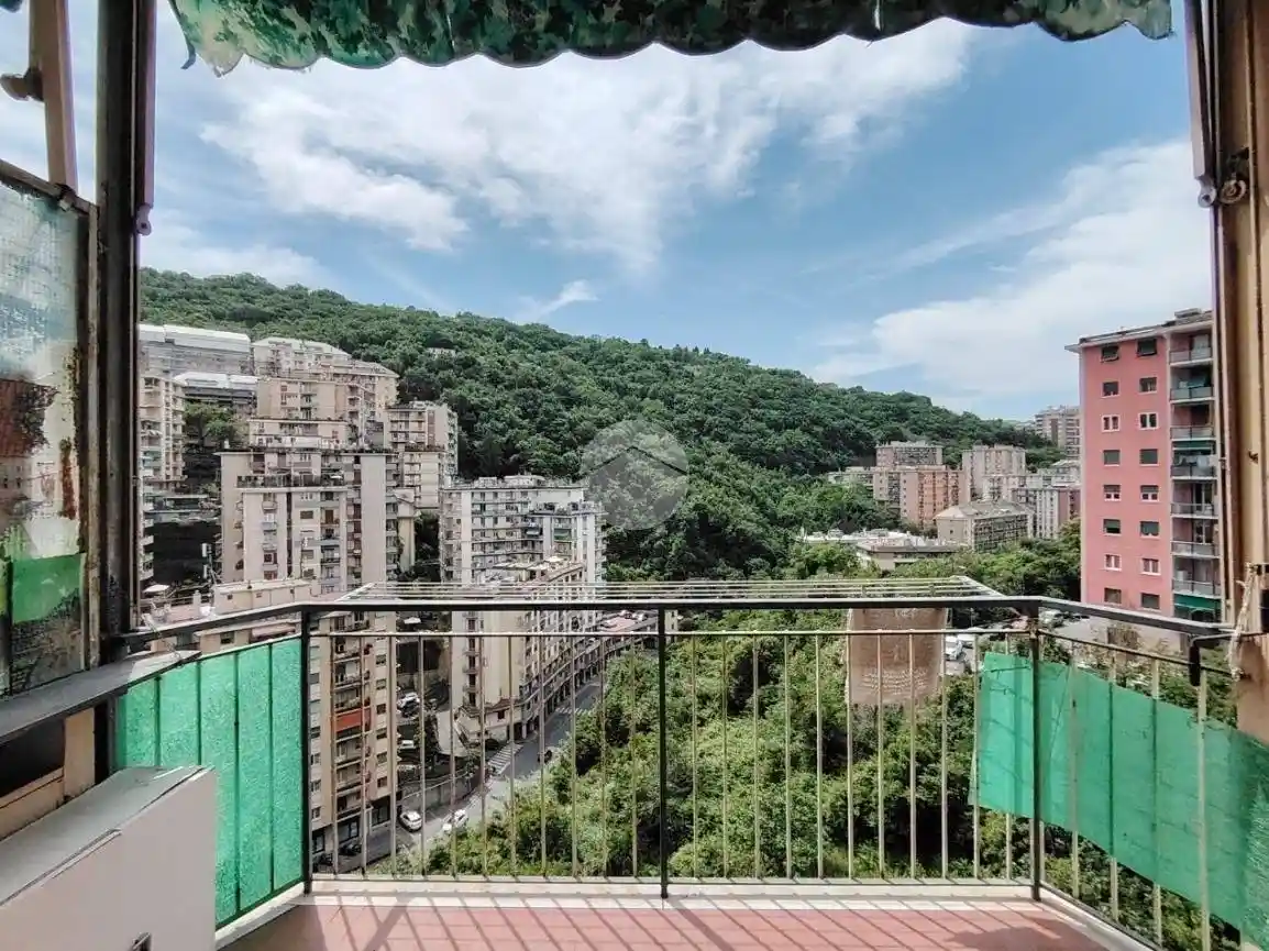 Appartamento in vendita a Genova