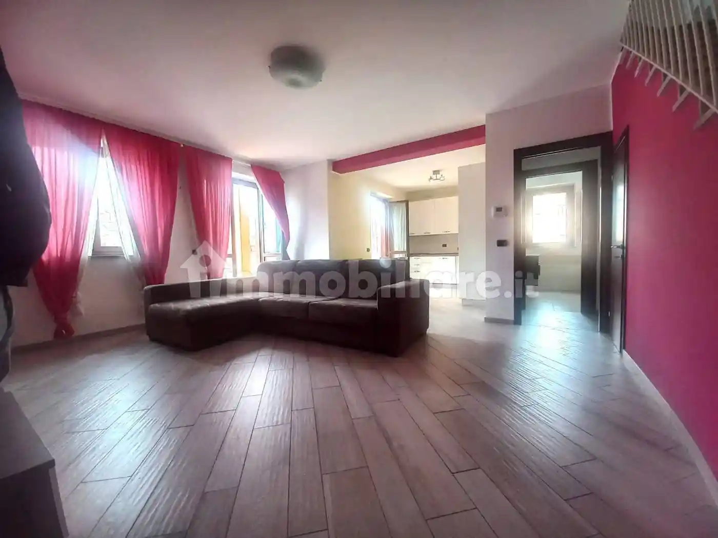 Appartamento in vendita a Bareggio