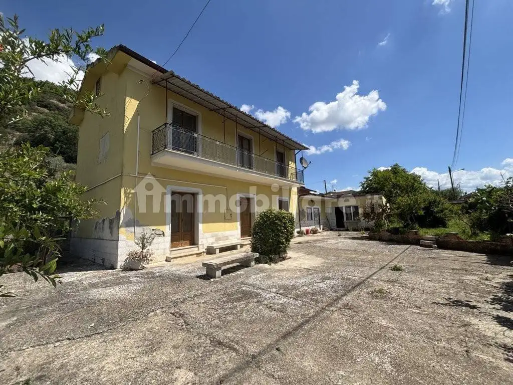Casa indipendente in vendita a Apice