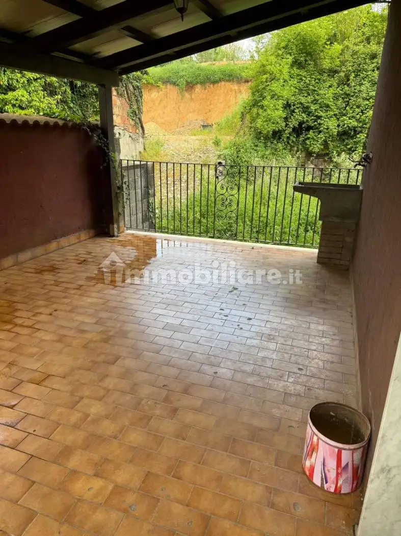 Casa indipendente in vendita a Serra San Bruno