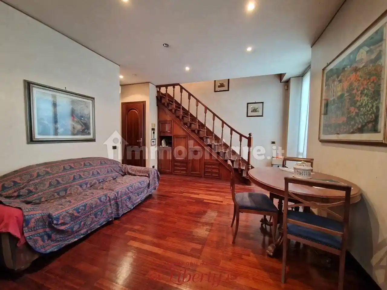 Appartamento in vendita a Viareggio