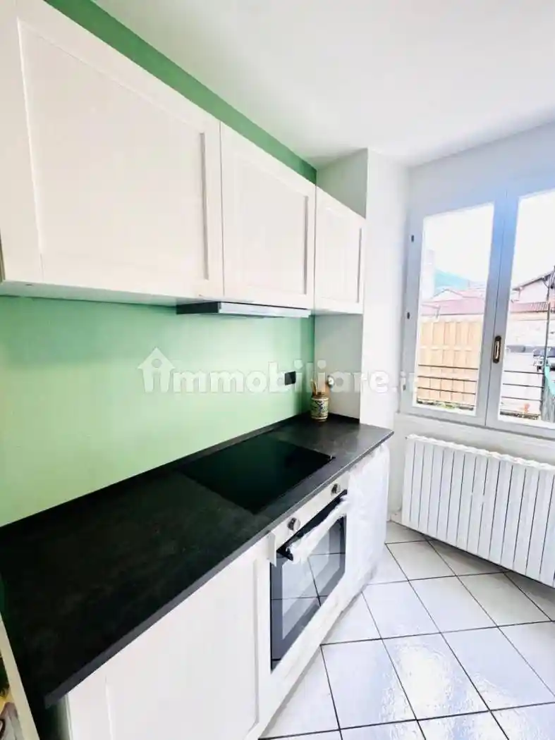 Bilocale via Antonio Mascari 70, Centro, Lecco - foto 2