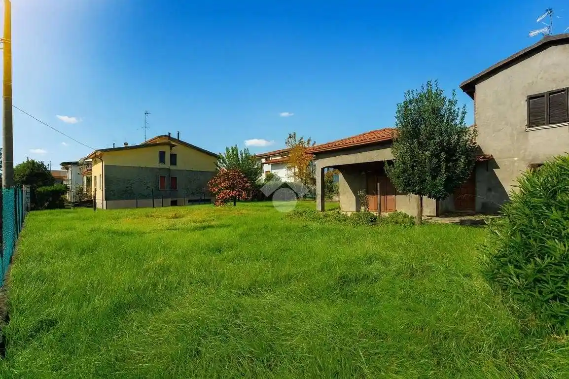 Casa indipendente in vendita a Ghedi