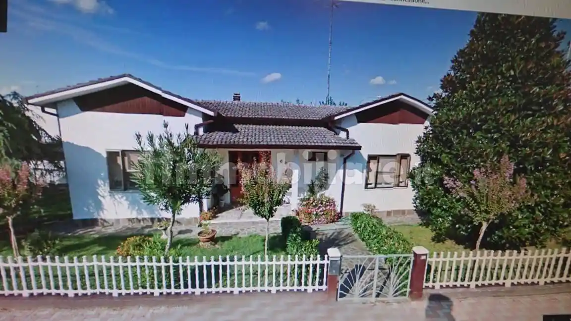 Villa in vendita a Ostellato