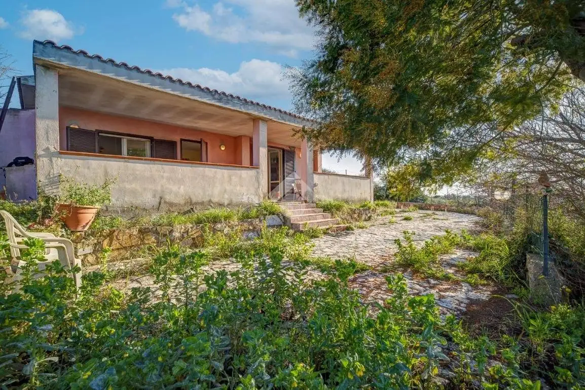 Villa in vendita a Civitavecchia