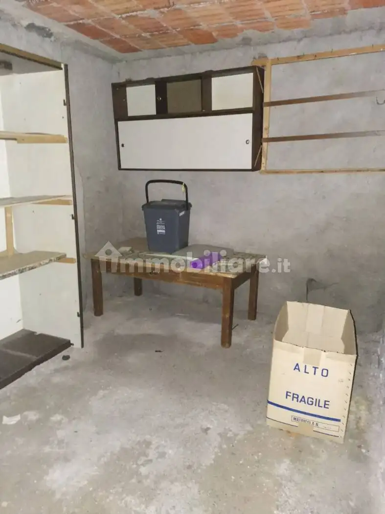 Terratetto unifamiliare via Camillo Benso di Cavour, Azzio - foto 3