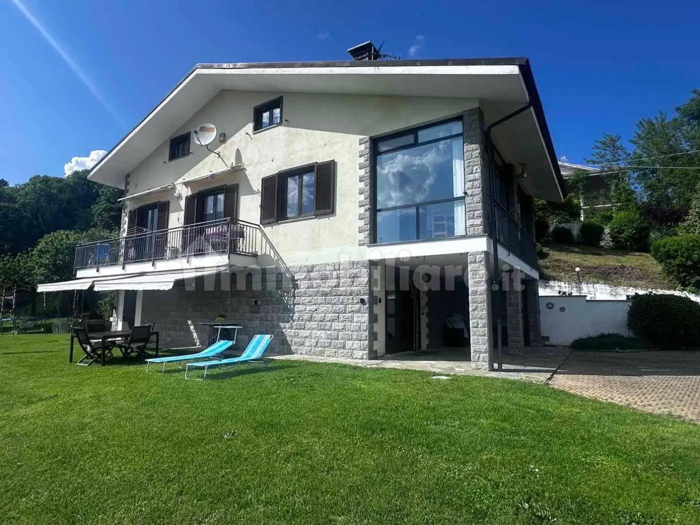 Villa in vendita a Prarostino