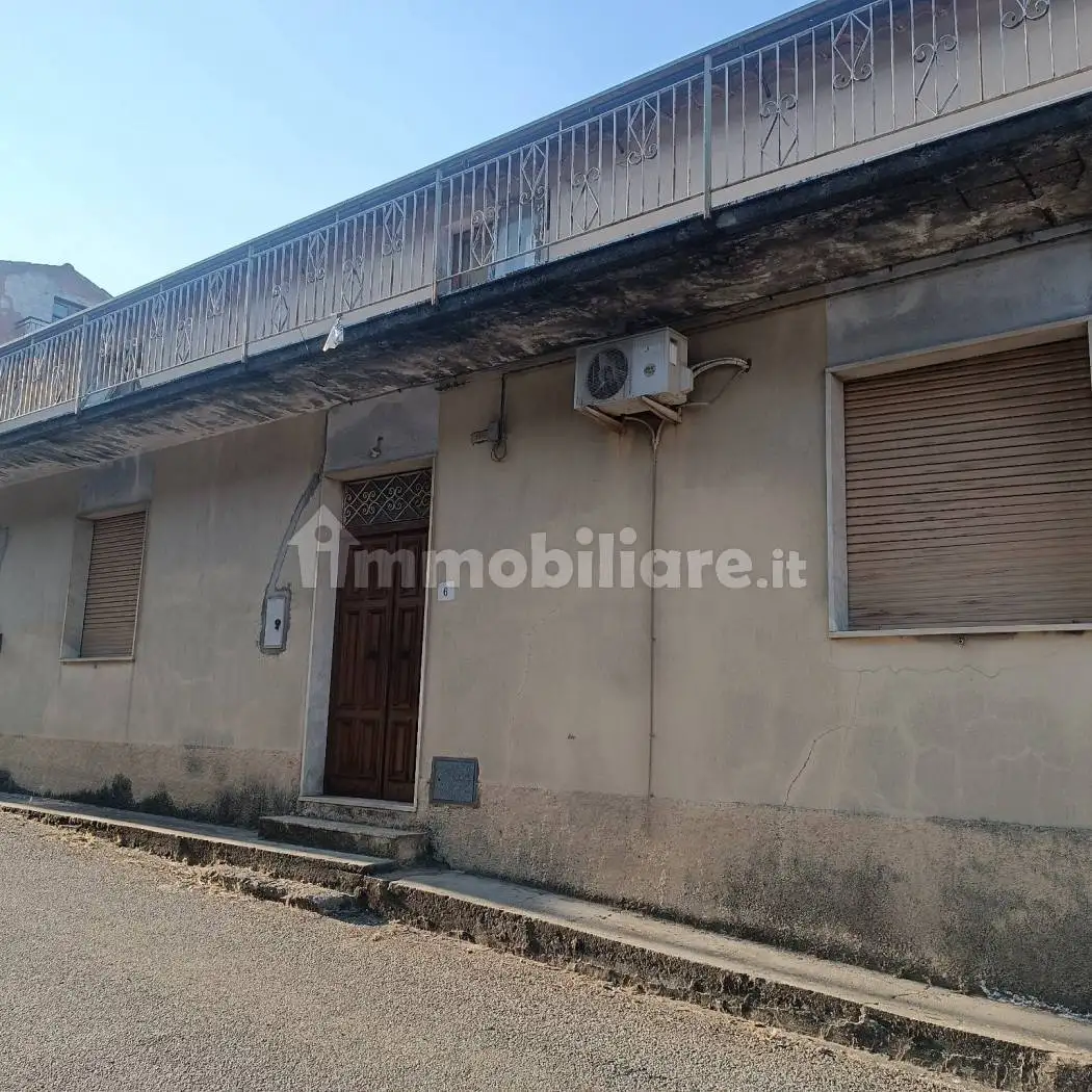 Appartamento in vendita a Girifalco