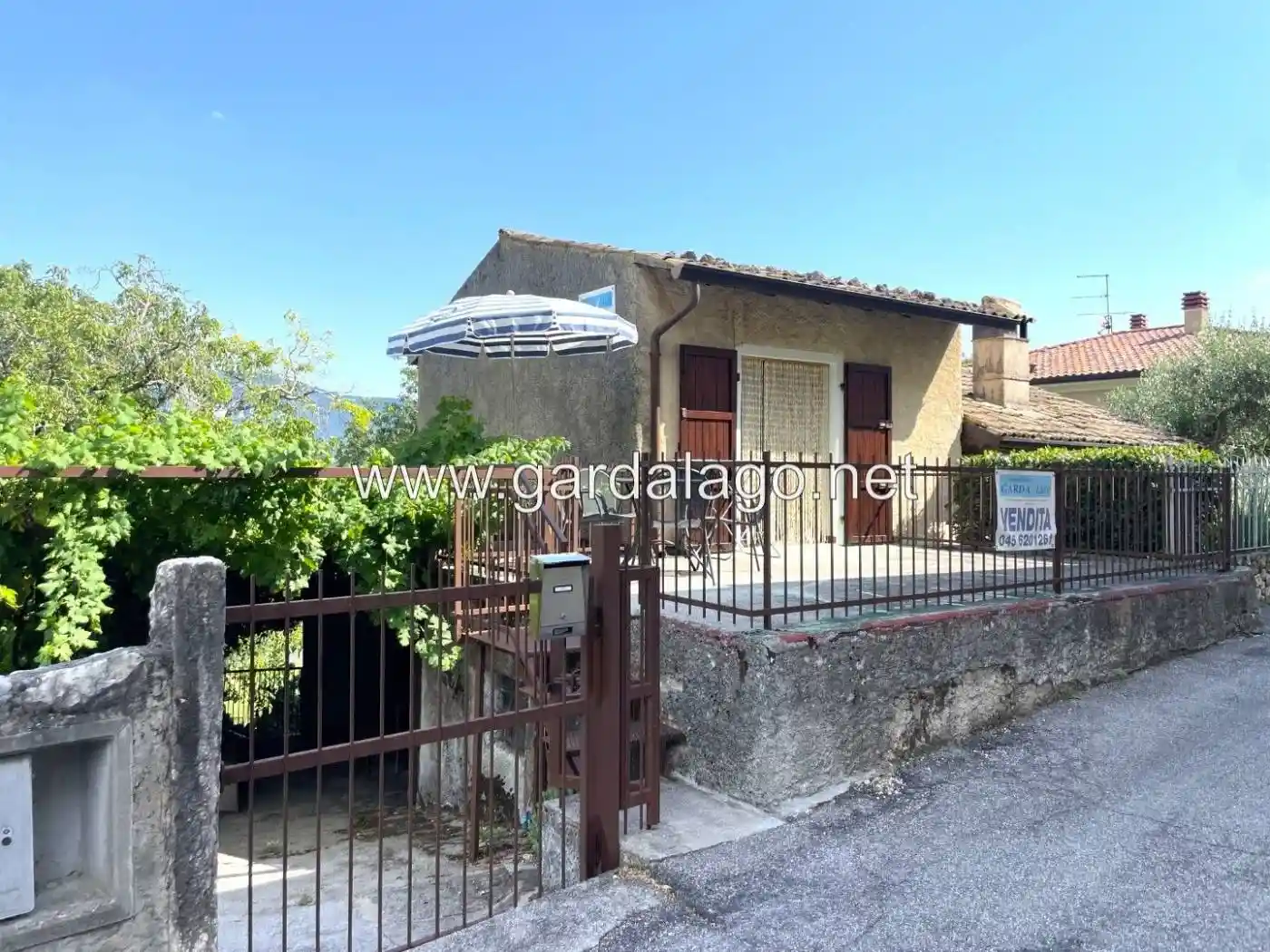 Rustico - Casale in vendita a Caprino Veronese