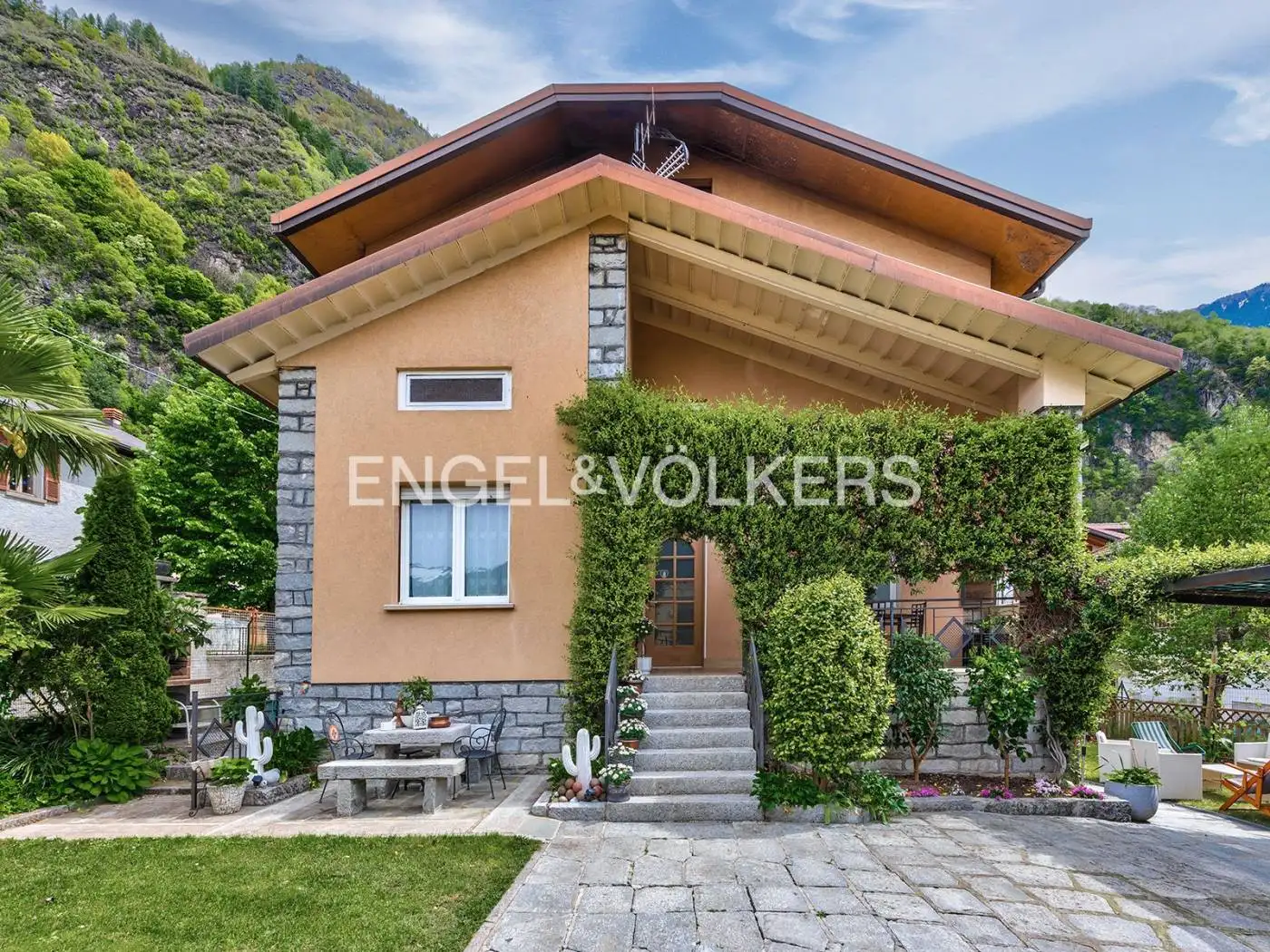 Appartamento in vendita a Novate Mezzola