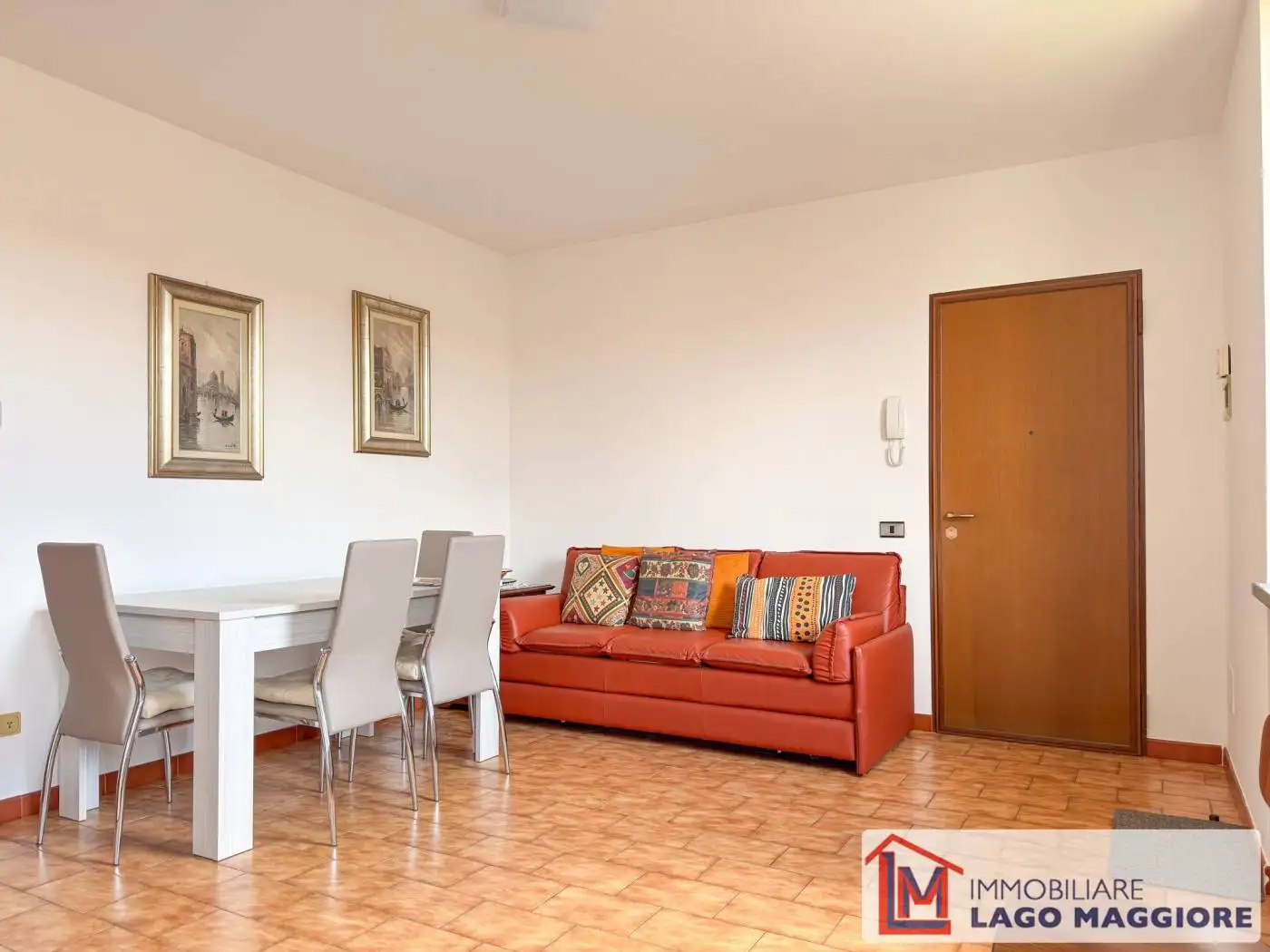 Appartamento in vendita a Cadrezzate con Osmate