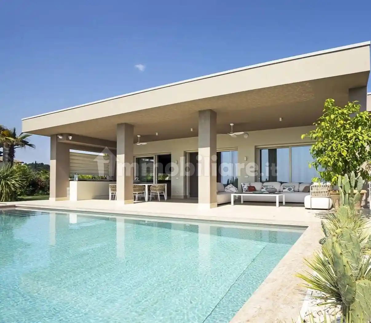 Villa in vendita a Sanremo