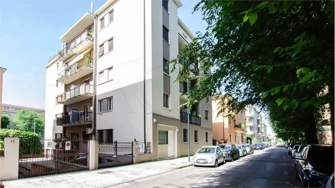 Appartamento in vendita a Brescia