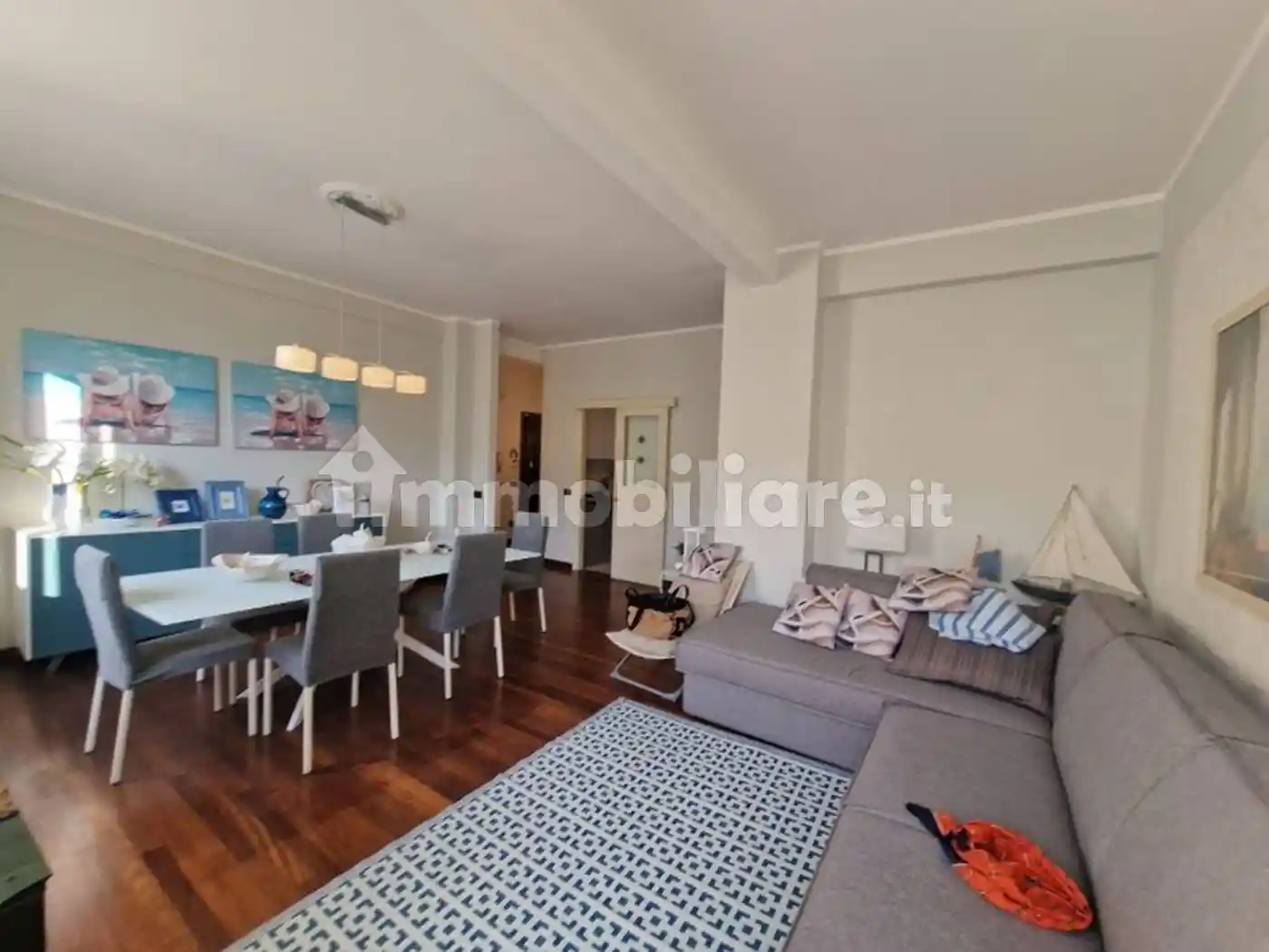 Appartamento in vendita a Viareggio