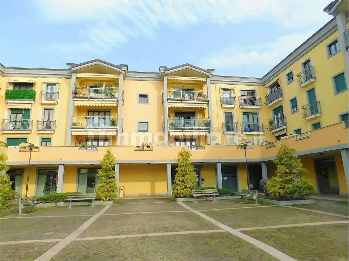 Appartamento in vendita a Somma Lombardo