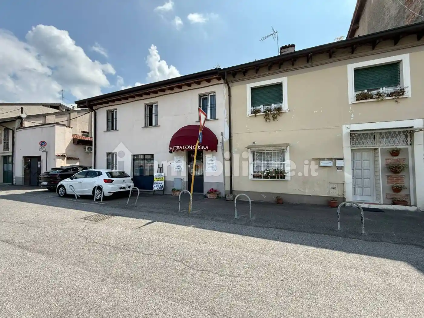 Casa indipendente in vendita a Brescia