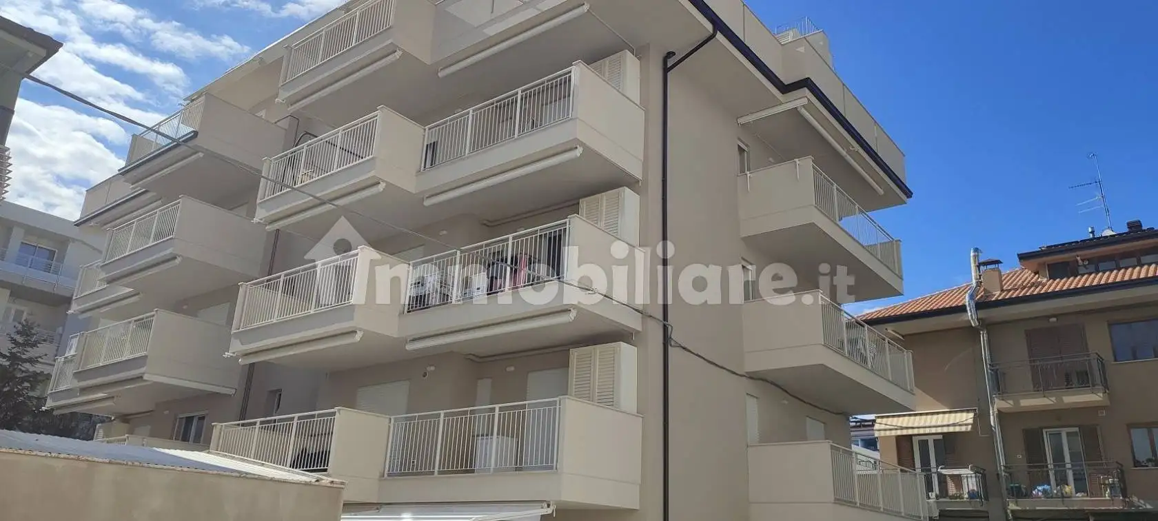Appartamento in vendita a Alba Adriatica