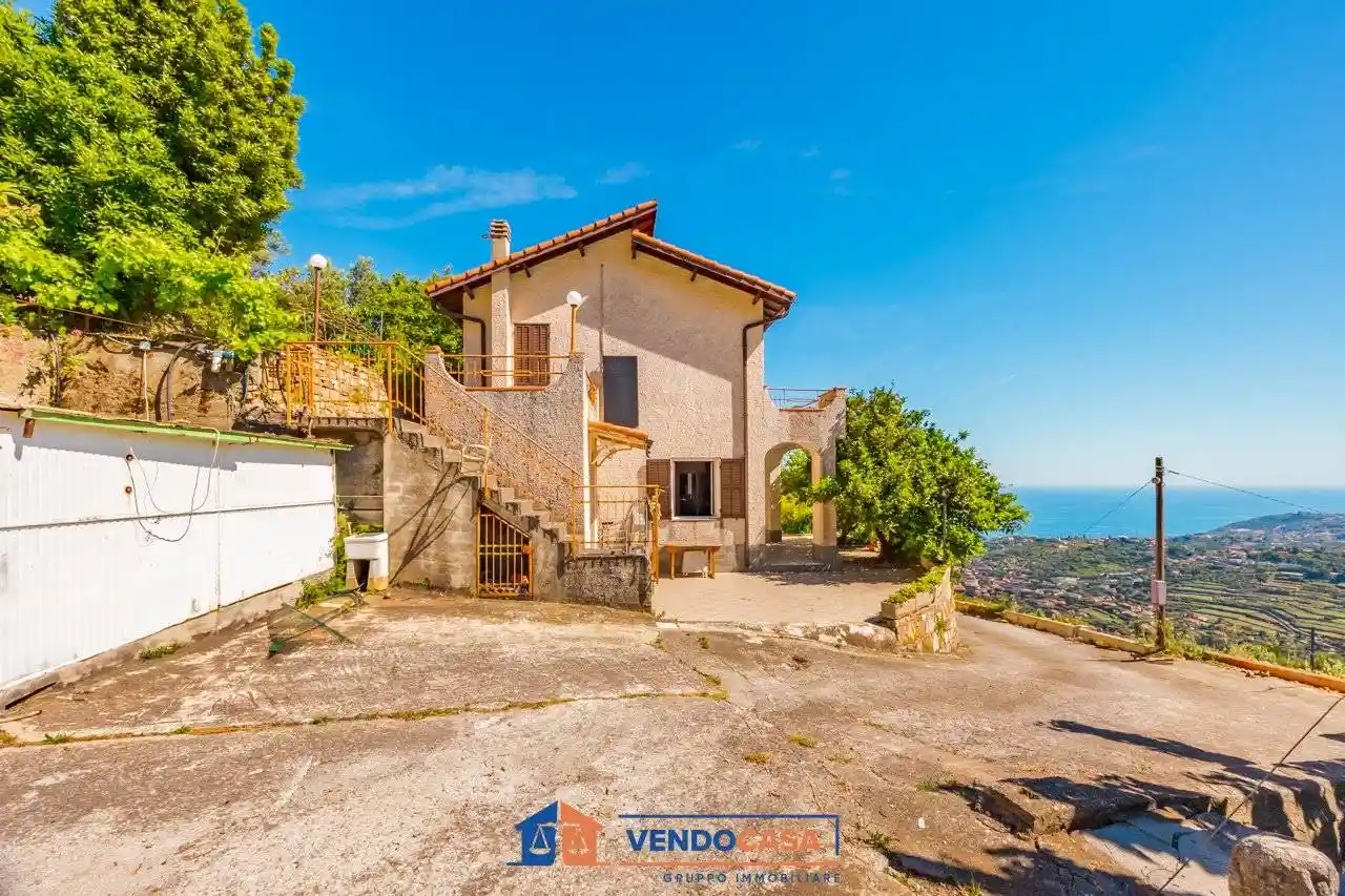 Villa unifamiliare Strada Suseneo Superiore, Ospedale, Sanremo - foto 4