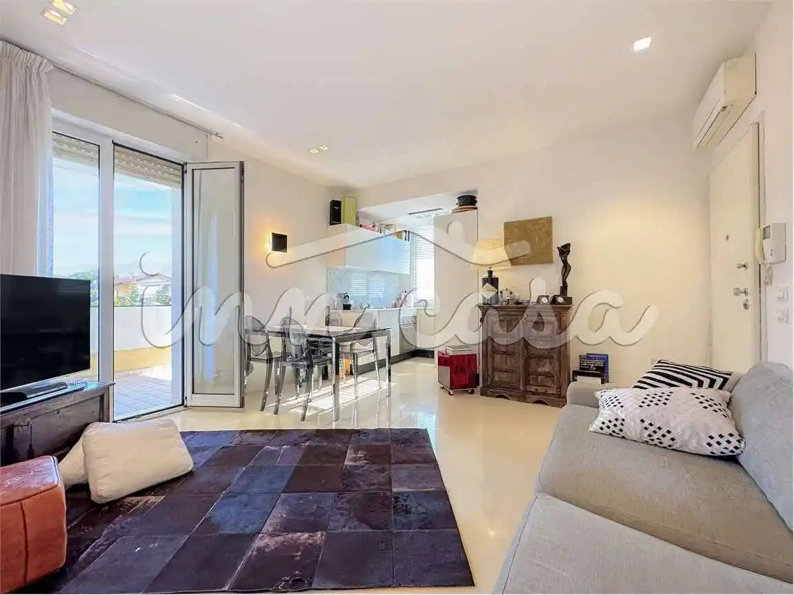 Quadrilocale via Reno, Villaggio Primo Maggio, Rimini - foto 2