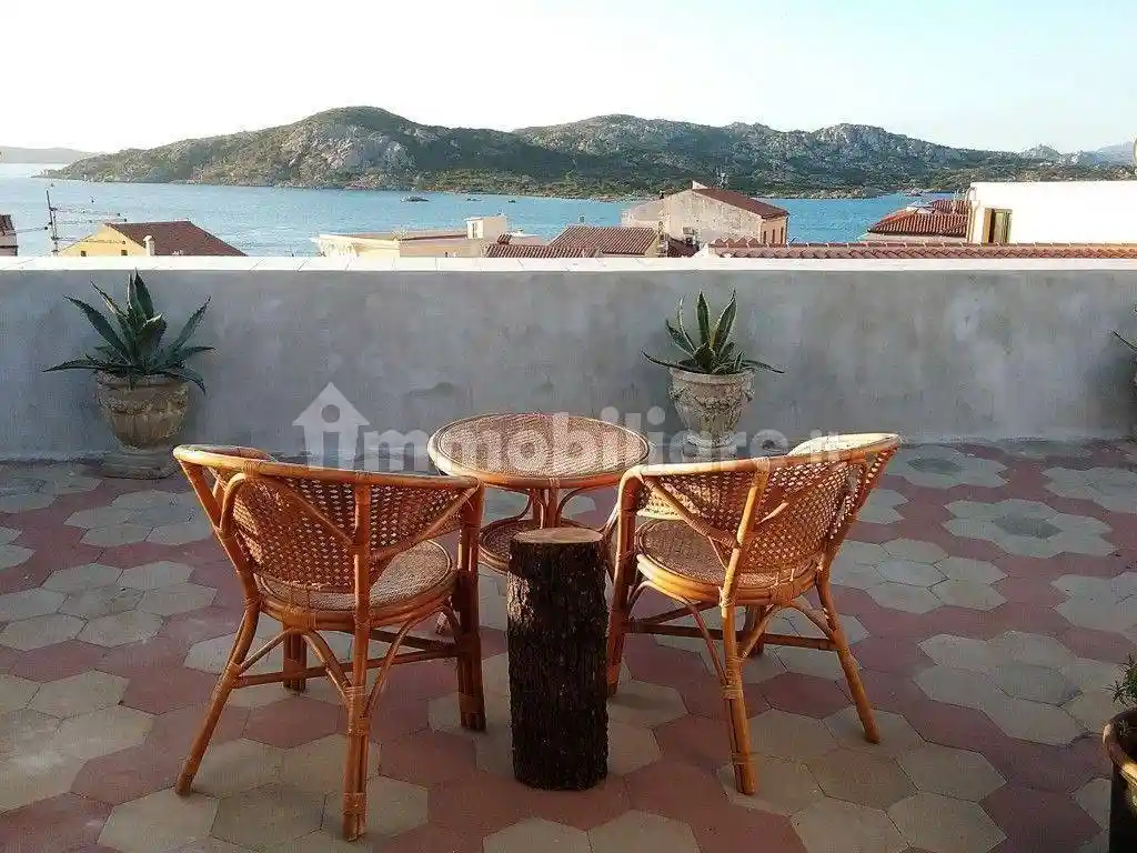 Appartamento in vendita a La Maddalena