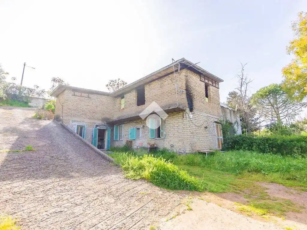 Villa in vendita a Zagarolo