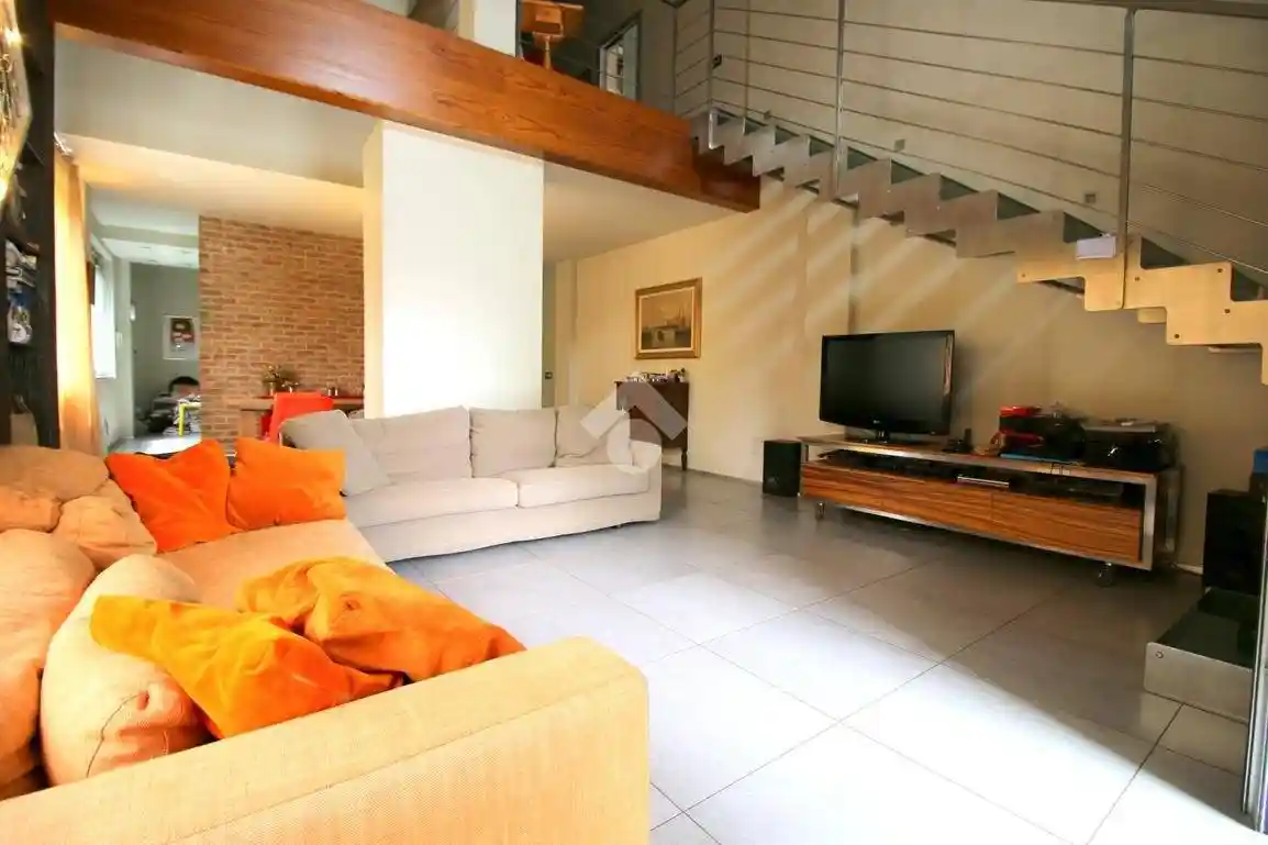 Villa in vendita a Caronno Pertusella