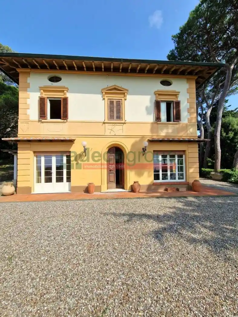 Villa in vendita a Livorno
