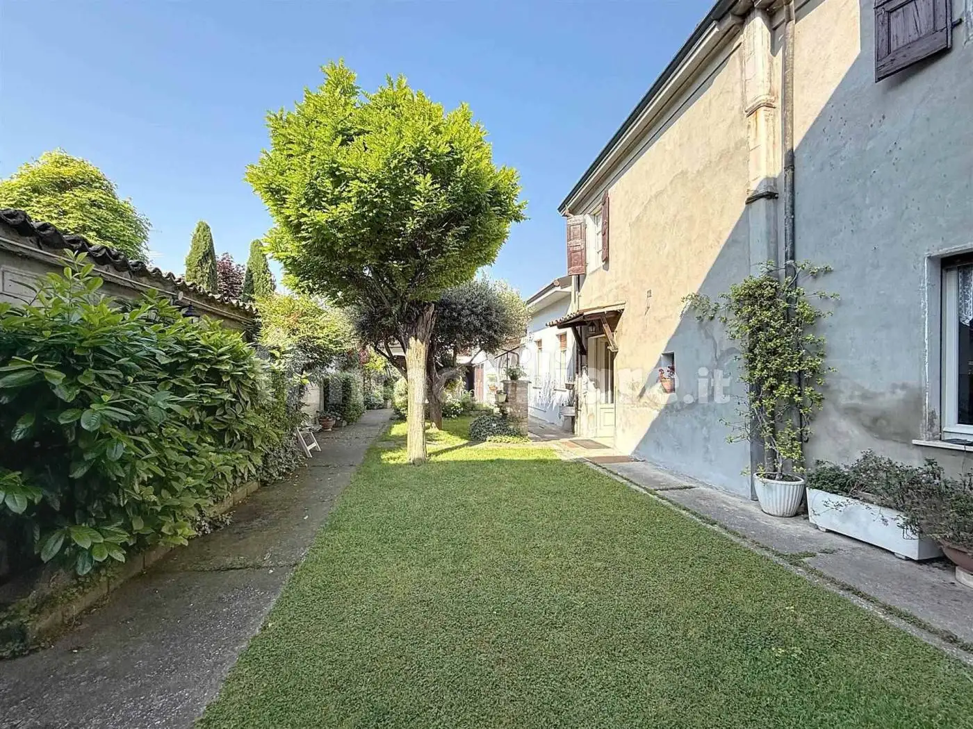 Terratetto unifamiliare 248 m², buono stato, Bozzolo - foto 5