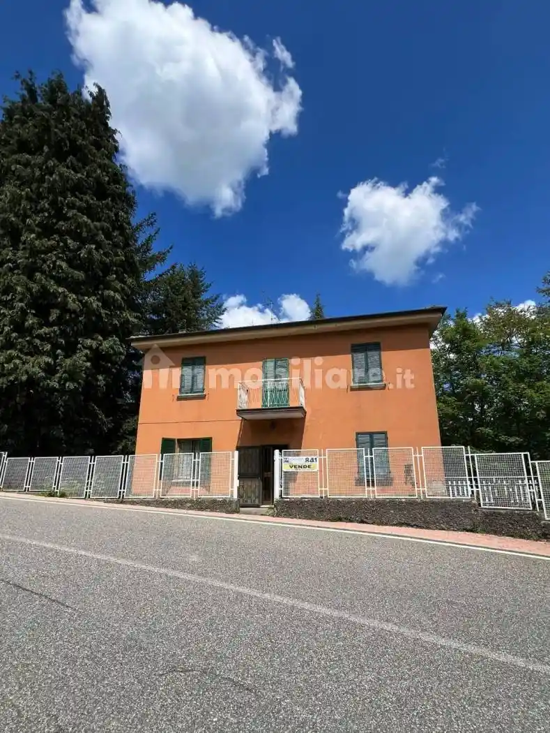 Villa in vendita a San Benedetto Val di Sambro