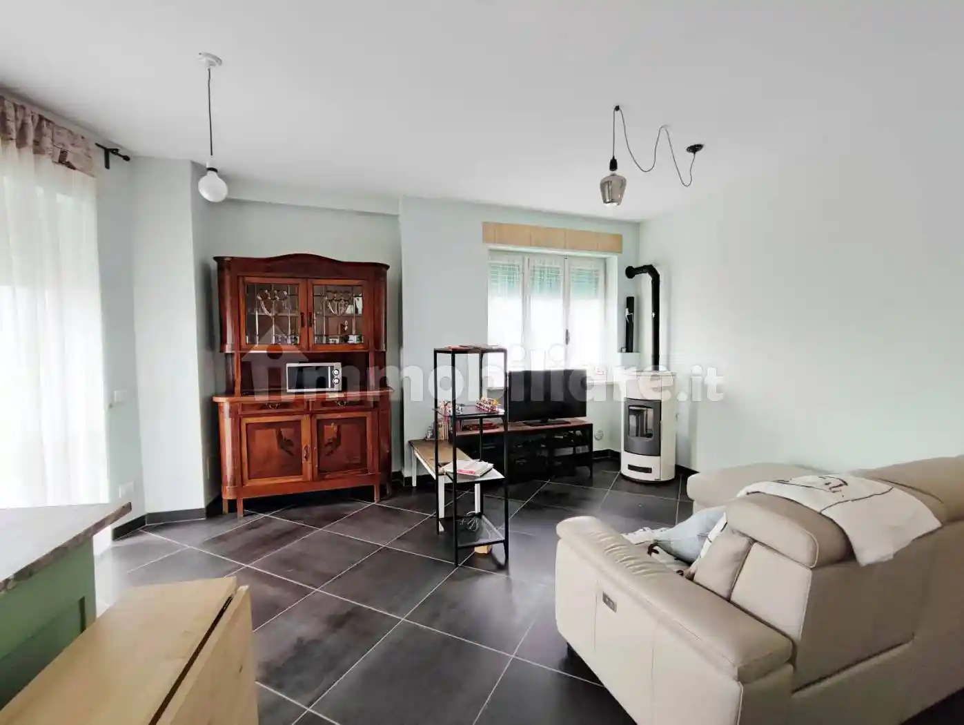 Appartamento in vendita a Nebbiuno